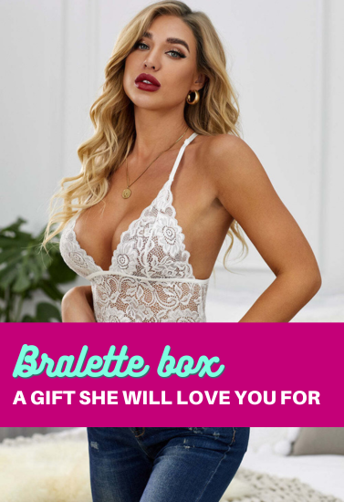 Lace bralette gift box